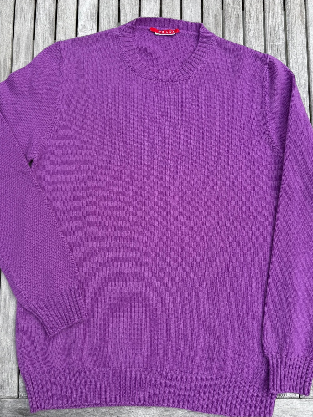 Prada Women’s purple Cashmere Crewneck Sweater knit Pullover made in Italy